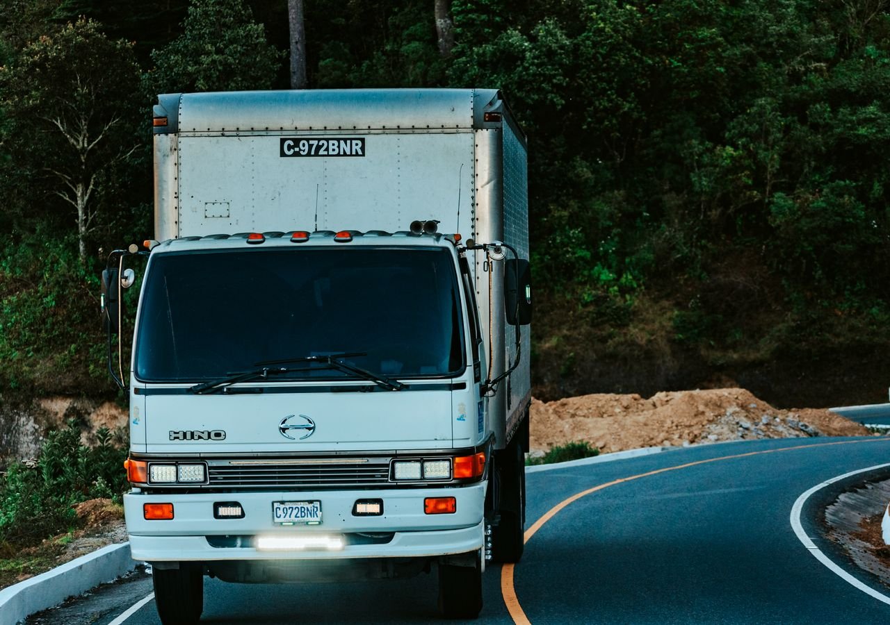 Box truck for local delivery